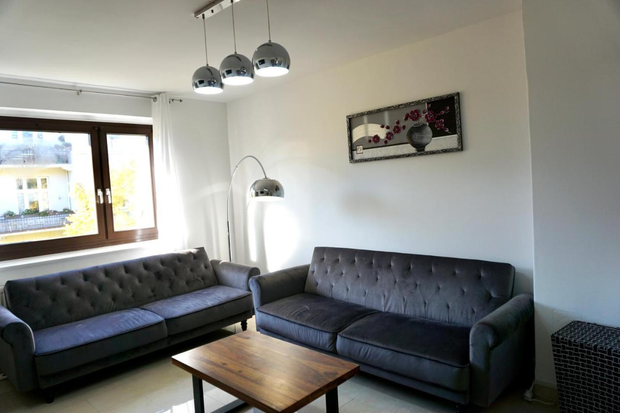Alster Hamburg - Saniertes Und Mobliertes Apartment Mit Bad Und Kuche Exteriör bild